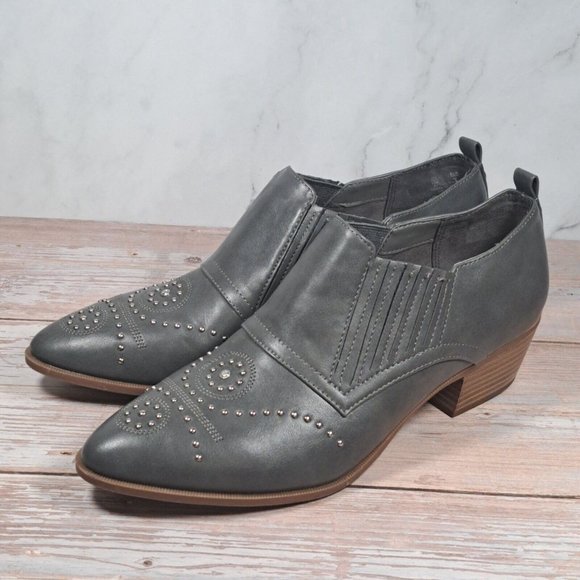 Circus by Sam Edelman Shoes - Circus by Sam Edelman Helena Studded Ankle Boot Women's Size 10 Gray